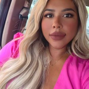 Meet your Posher, Paulina